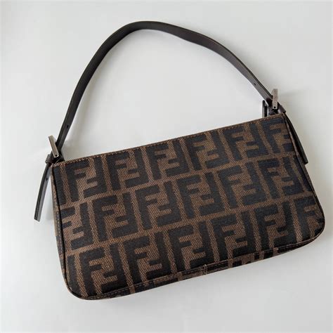 forever pochette fendi prezzo|old fendi bags for sale.